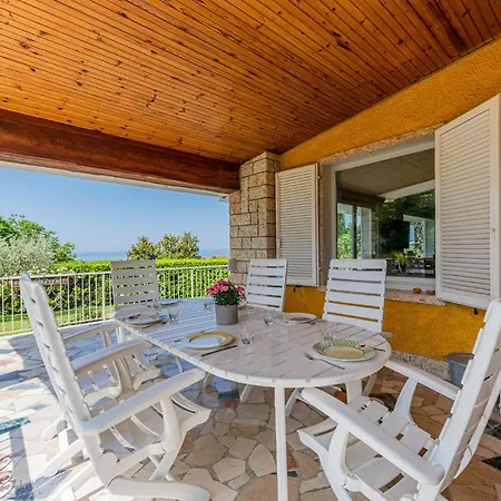 וילה Belvedere, Piscina Privata ברדולינו
