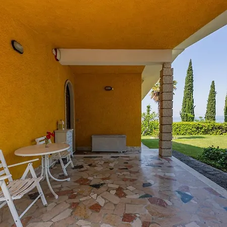 Belvedere, Piscina Privata